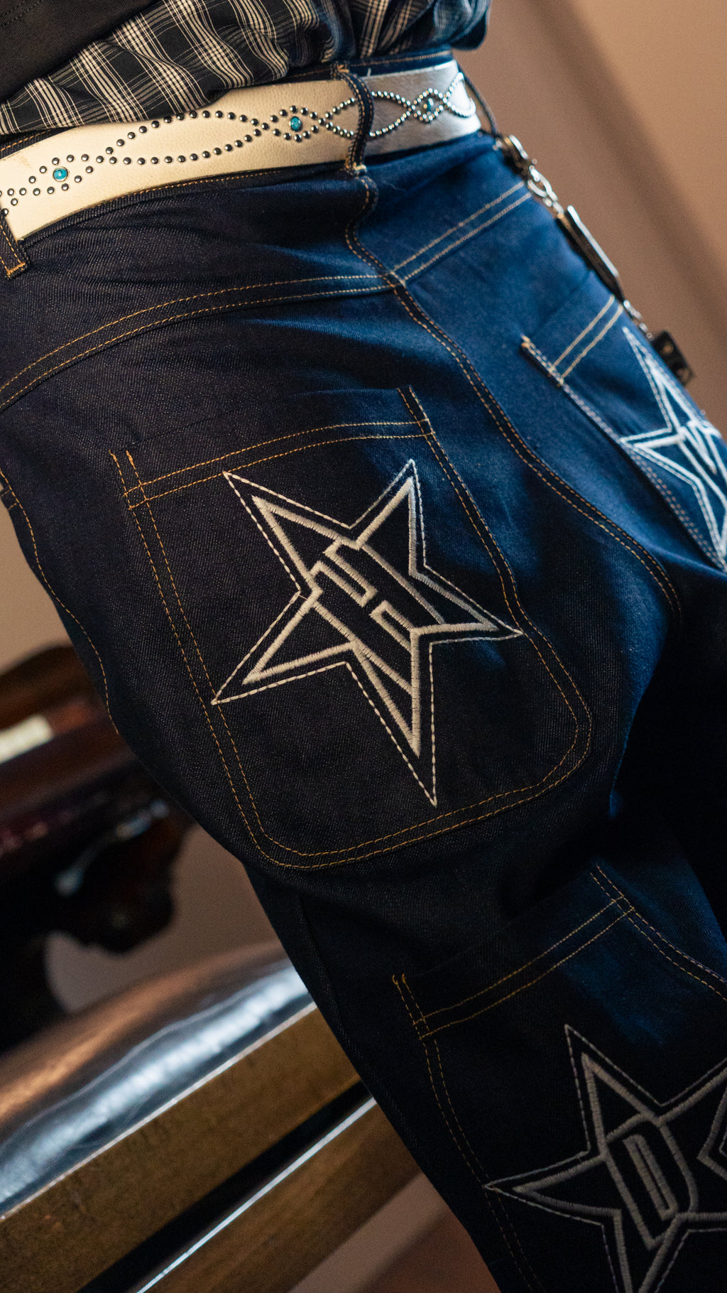 SIXSTAR RAW DENIM